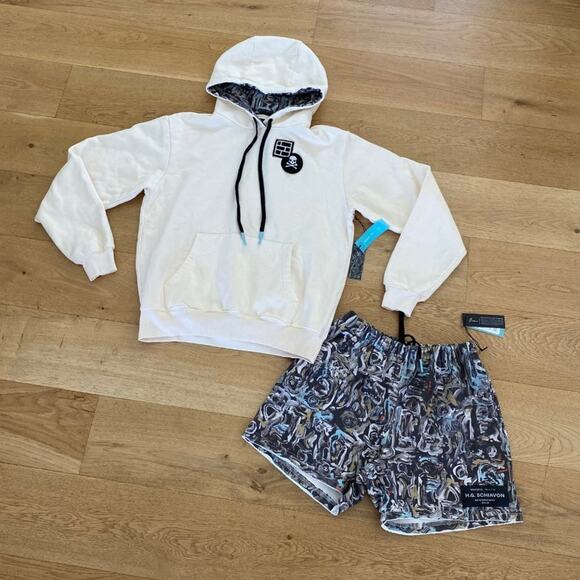 SoulCycle X BILT Kingsley Hoodie in Cream and Zee Shorts in Blue/Black - Picture 1 of 7